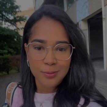 Babysitter in Arrifana: Julia