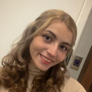 Babysitter Cuiabá: Karen