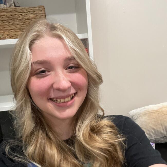 Babysitter in Vancouver: Emma