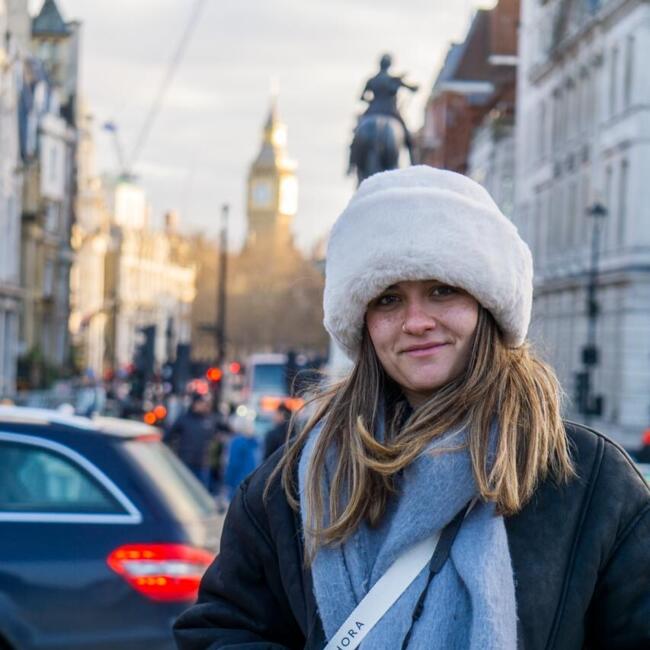 Babysitter in München: Miranda Estela