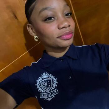 Babysitter in Santo Domingo Este: Zuri Smerolin