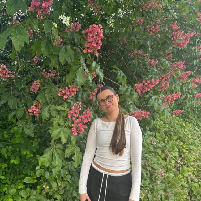 Babysitter in Königswinter: Emily