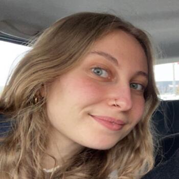 Babysitter Clinchamps-sur-Orne: Jade