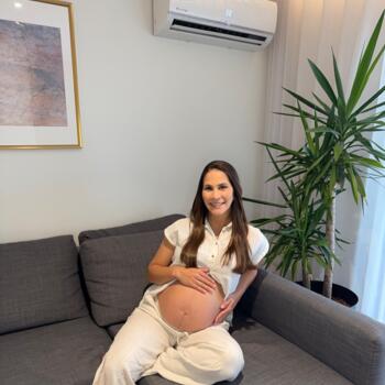 Trabalho de babysitting em Leça do Bailio: Trabalho de babysitting Thabita