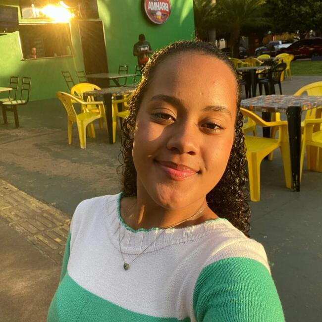 Babysitter in Cuiabá: Kemily kauane