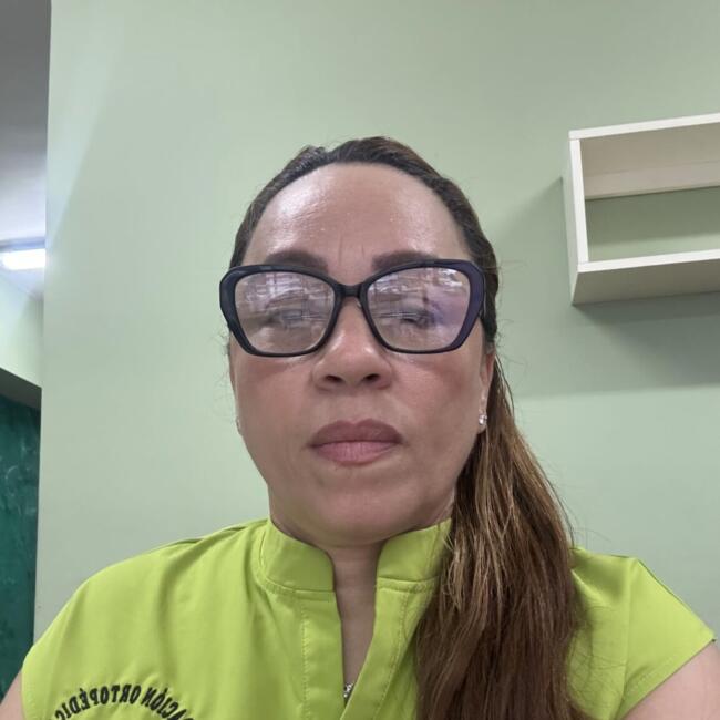Babysitter in Panama City: Yudis