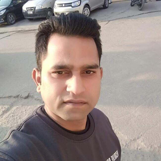 Babysitting job in Delhi: Jitender