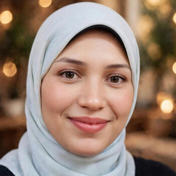 Babysitter in New Cairo: أميرة عبد الناصر