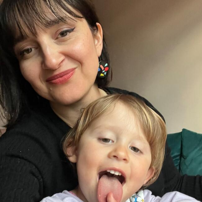 Job de garde d'enfants à Édimbourg: Muge