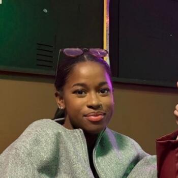 Babysitter in Évry: Rama