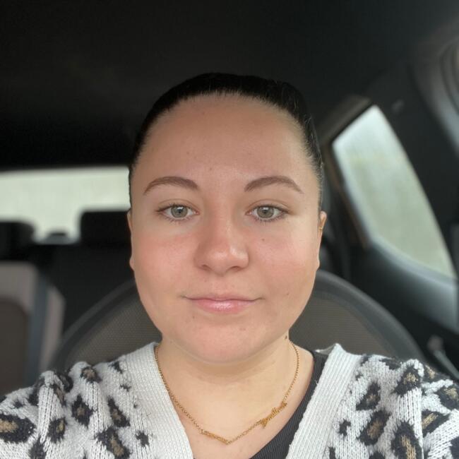 Babysitter in Chainaz-les-Frasses: Anais