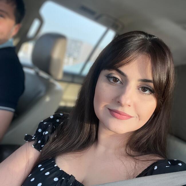 Babysitter in Brooklyn: Zamira