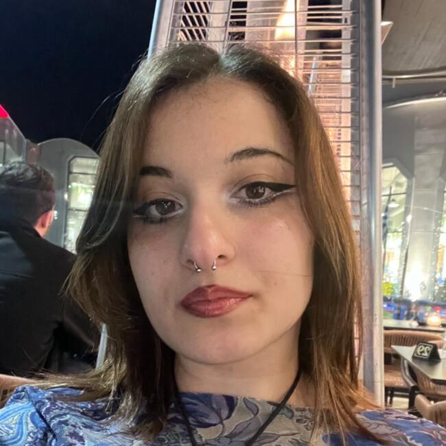 Babysitter στην περιοχή Αθήνα: Ζωή