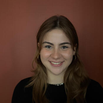 Babysitter in Paris: Stella