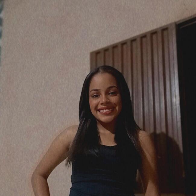 Babá em Montes Claros: Nicoly