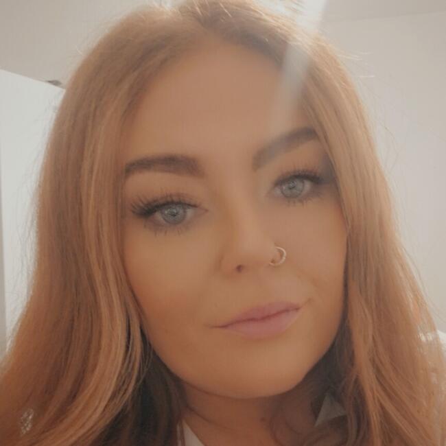 Babysitter in Frodsham: Jenny