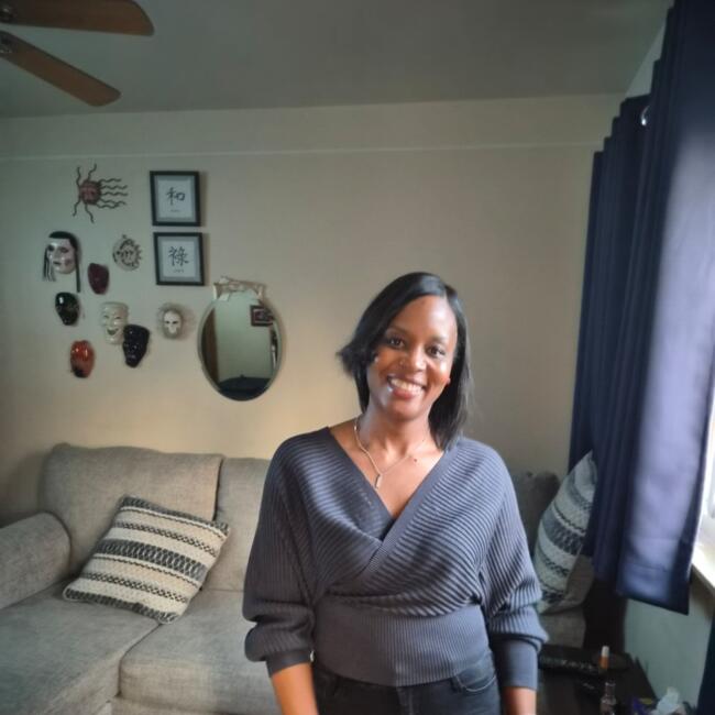 Nanny in Toledo: Ajene