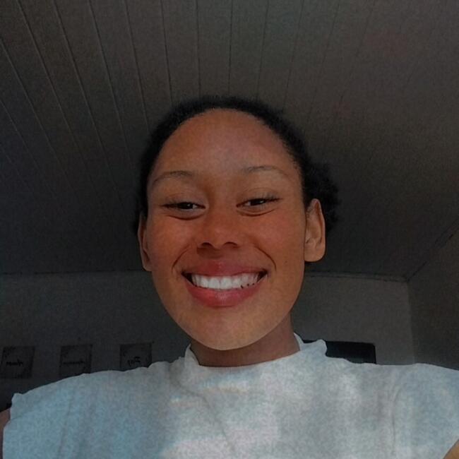 Babysitter in Jaú: Karolaine