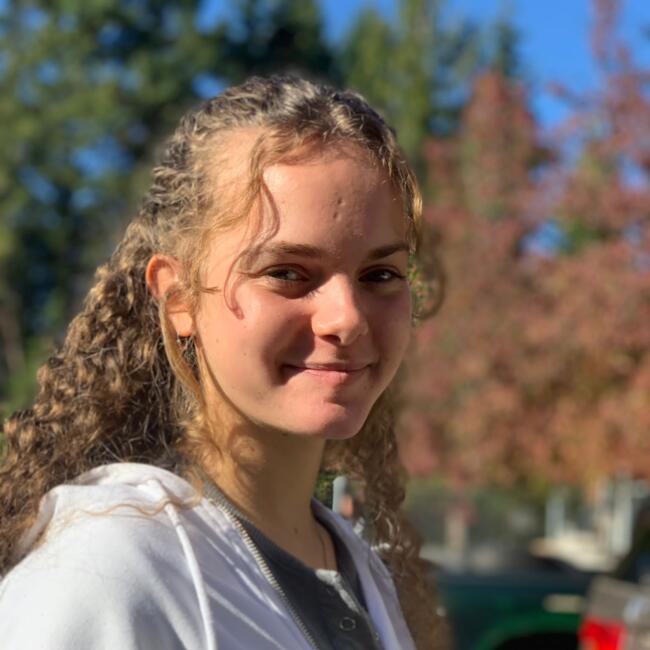 Baby-sitter in Presinge: Maylis