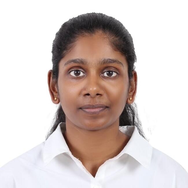 جليسة أطفال في دبي: Yuvan Suba