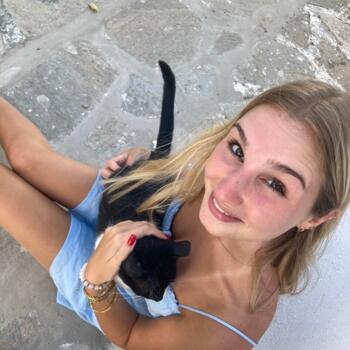 Babysitter in London: Sarah-Cléophée