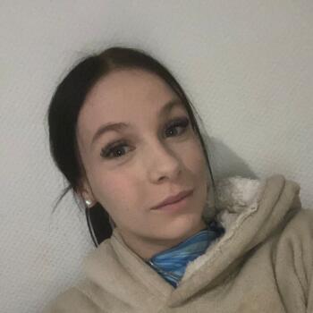 Babysitter in Ferrière-la-Grande: Maeva