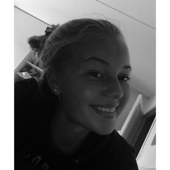 Barnevakter i Molde: Ester Hansgård