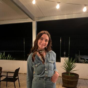 Babysitter em Lisboa: Mary Sol