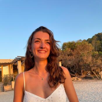 Babysitter in Bassens (Auvergne-Rhône-Alpes): Anna