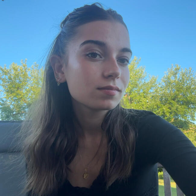 Babysitter in Saint-Michel-sur-Orge: Candice