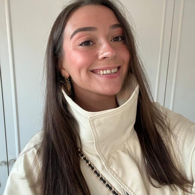 Babysitter in Cork: María