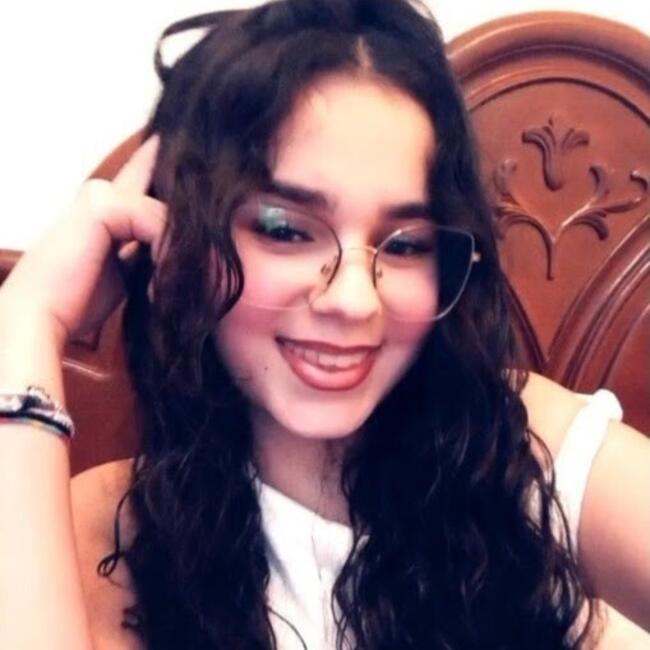 Babysitter em Porto: Taisa