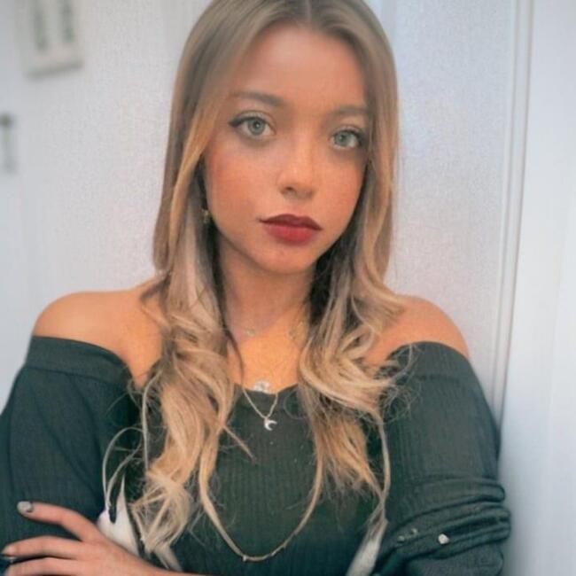 Babysitter in La Goulette: Sinda