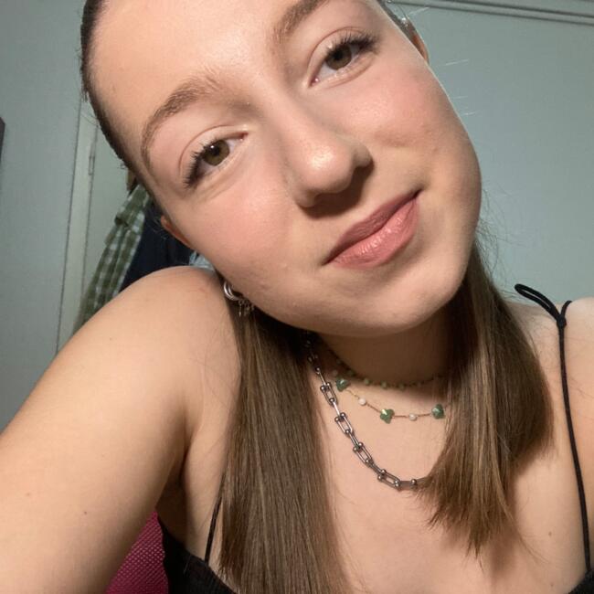 Babysitter in Kalamaria: Σάρα