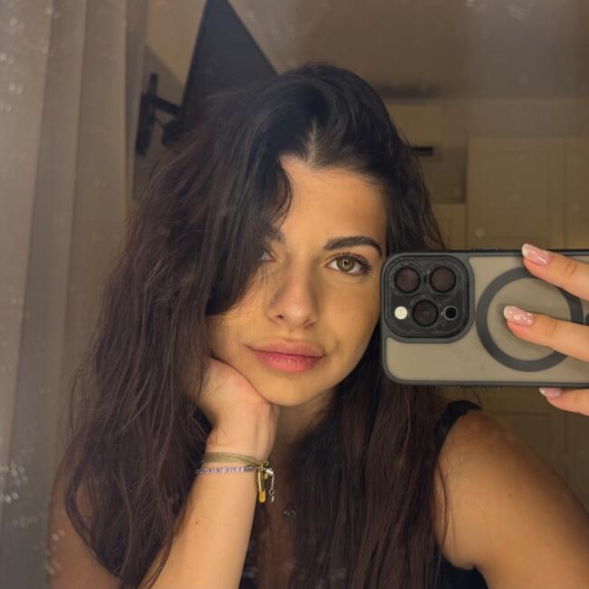 Babysitter a Taranto: Annika