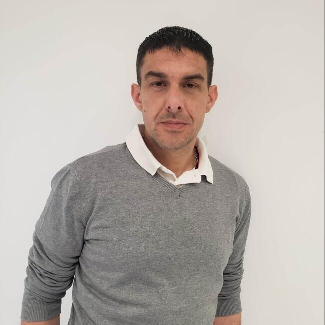 Job de garde d'enfants à Vendôme: Pascal