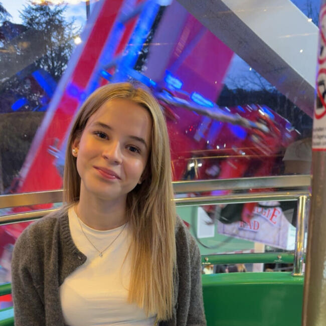 Babysitter in Winkel: Sara