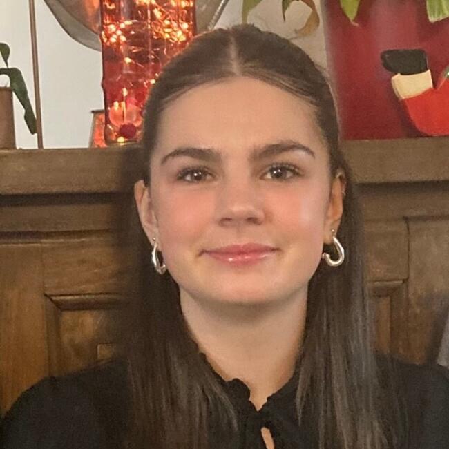 Babysitter in Plourin-lès-Morlaix: Eireen