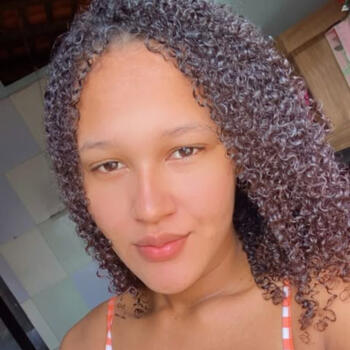 Babysitter in Aparecida de Goiânia: Sandila