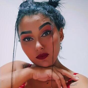 Babysitter in Vila Velha: Belinha