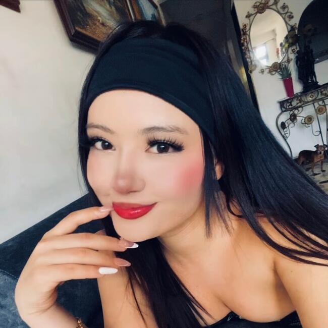 Babysitter in Armenia: Valery Yulianna