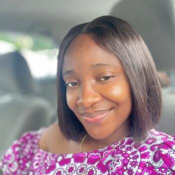 Babysitter Calgary: Chinomnso