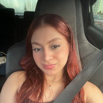 Babysitter Panama City: Solangel