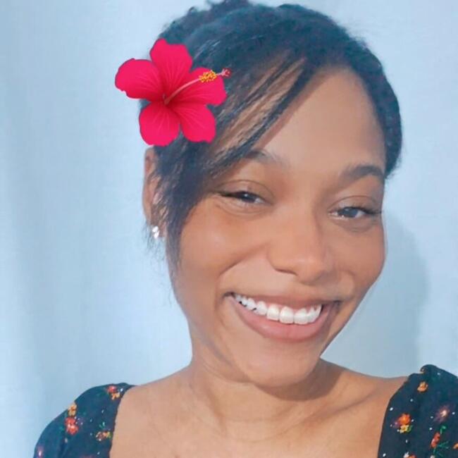 Babysitter in Macaé: Ana