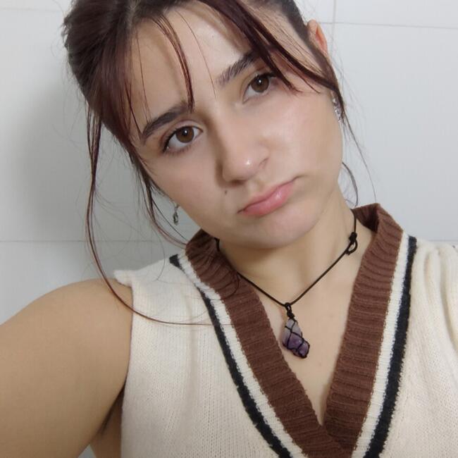 Babysitter in Montevideo: Yasmin