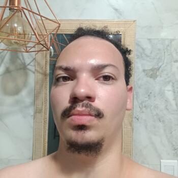 Babysitting job in Nova Iguaçu: babysitting job Vitor prando