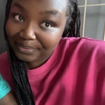 Babysitter Johannesburg: Asiya