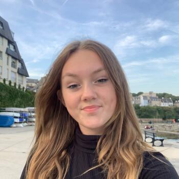 Babysitter in Laurenan: Lilou