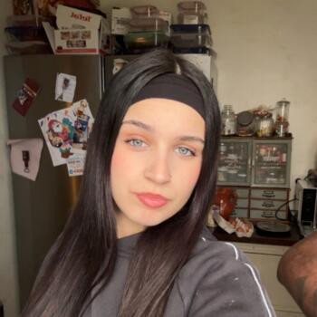 Babysitter in Champcueil: Mélissa