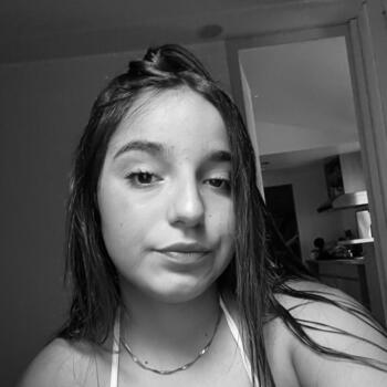 Babysitter in Vic: Mariona